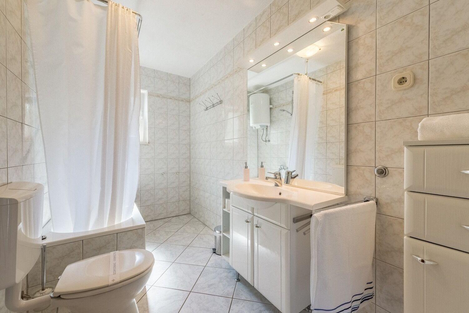 Apartment Bubi Трогір Екстер'єр фото