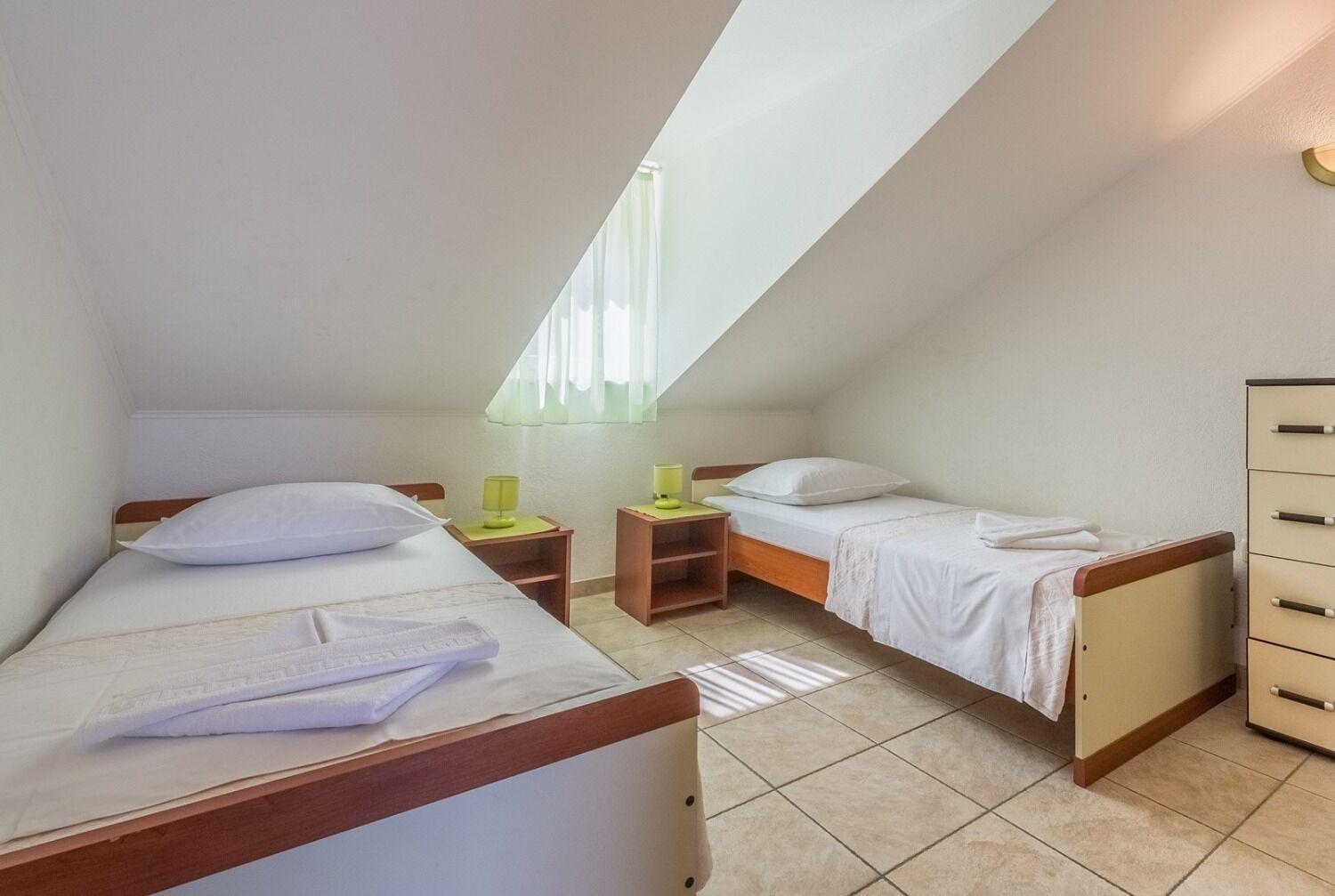 Apartment Bubi Трогір Екстер'єр фото